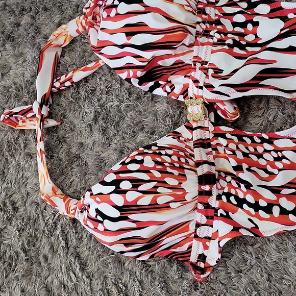 Shein Swimsuit 🩱 - Picture 8 of 13